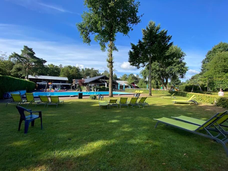 Knus Huisje Op Kindvriendelijk Park Met Zwembad أوتيرلو المظهر الخارجي الصورة